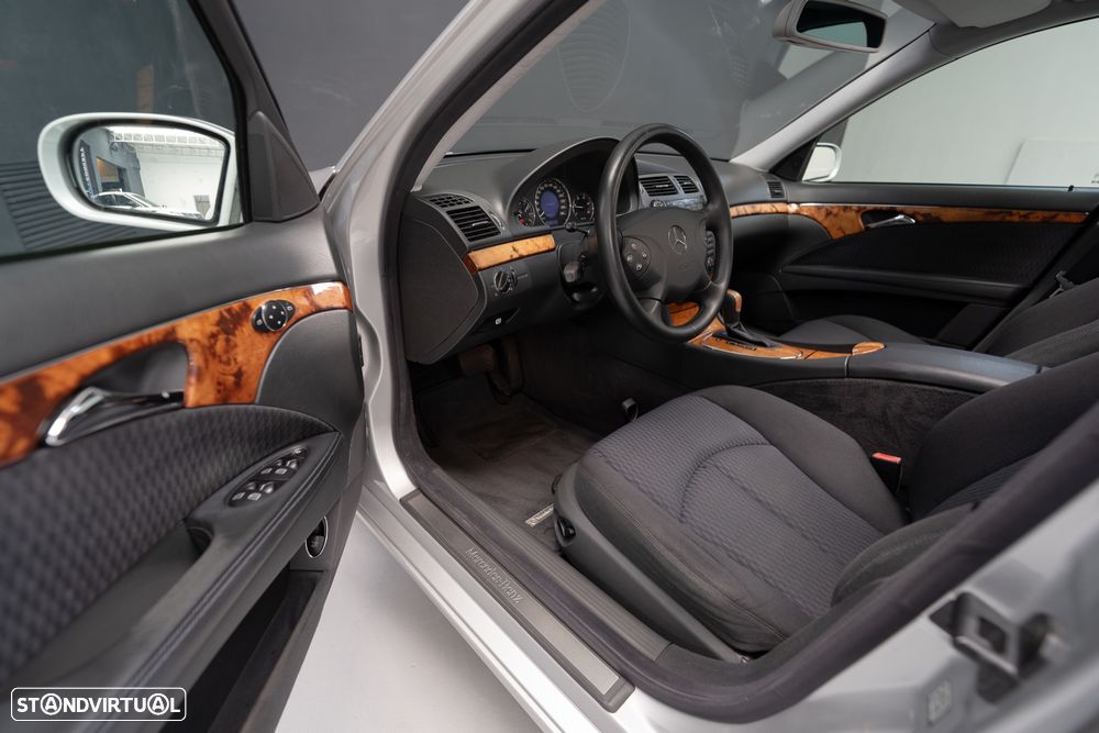 Mercedes-Benz E 270 - 18
