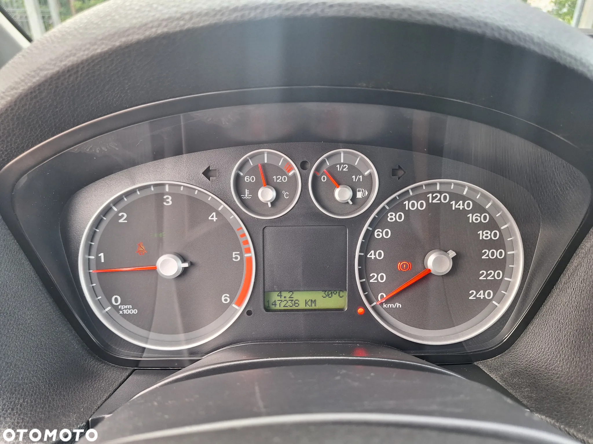 Ford Focus C-Max 1.8 Futura - 18