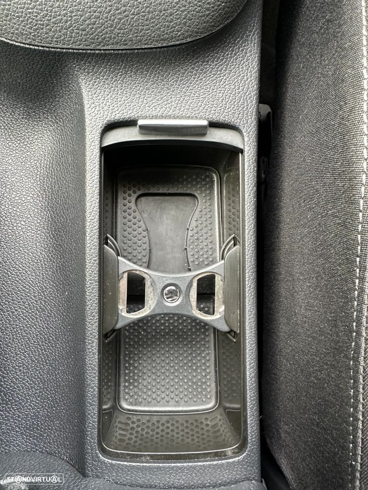 VW Golf 2.0 TDi BlueMotion Edition - 20