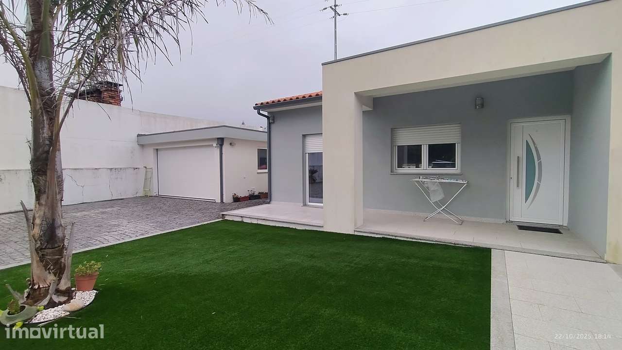 Moradia T3 com terreno - Grande imagem: 2/8