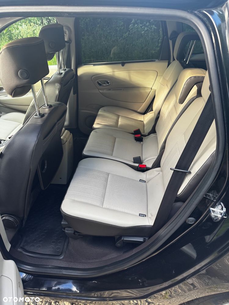 Renault Scenic - 15