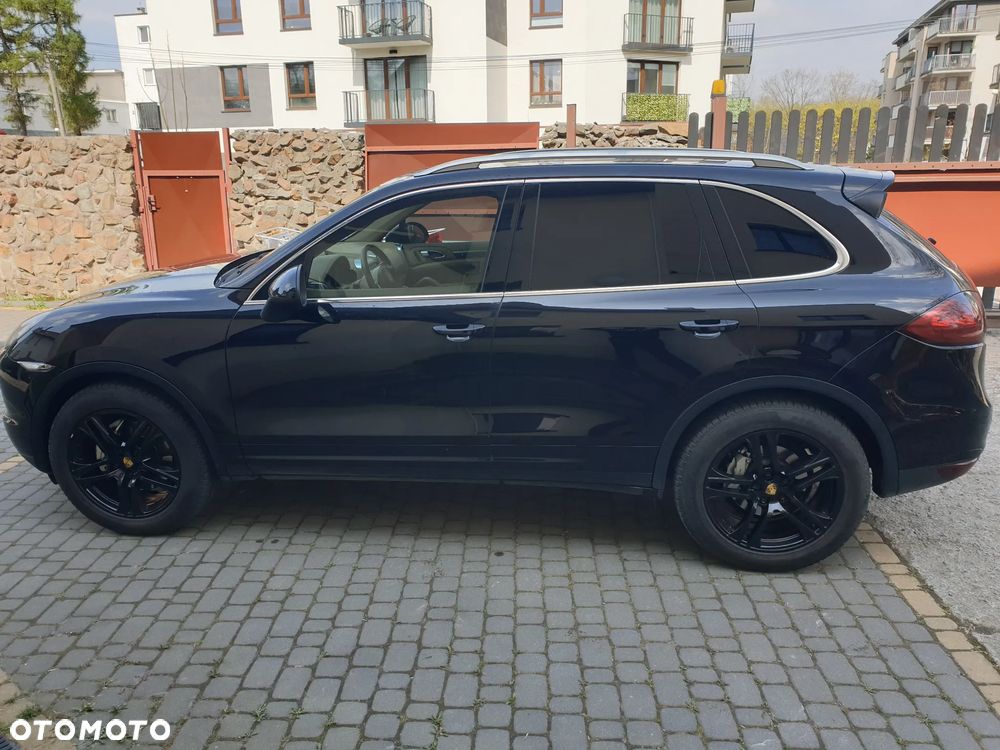 Porsche Cayenne - 10