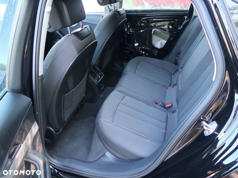 Audi A4 Limousine 35 TFSI mHEV Advanced S tronic - 15