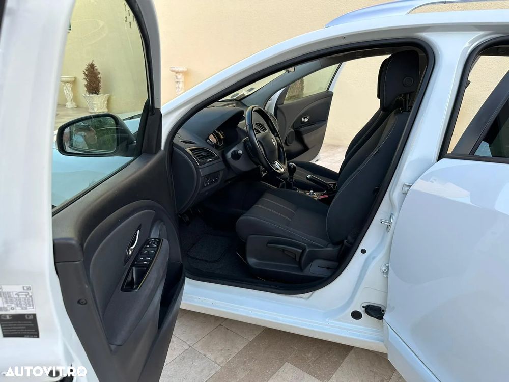 Renault Megane - 5