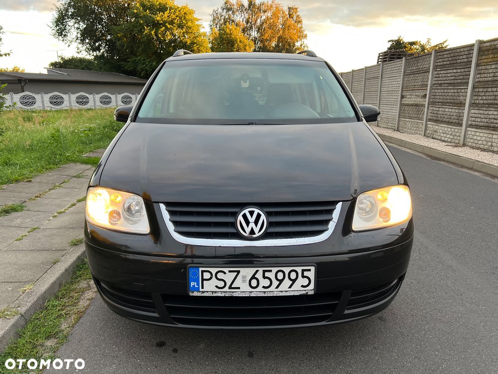 Volkswagen Touran 1.9 TDI Highline - 8
