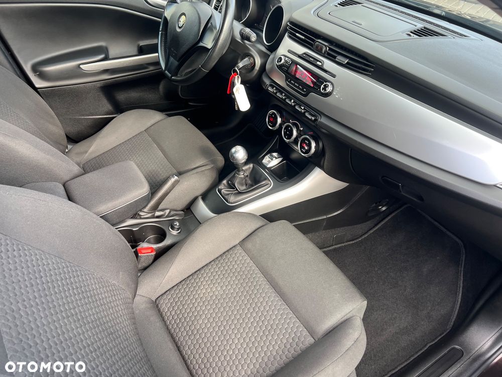 Alfa Romeo Giulietta - 22