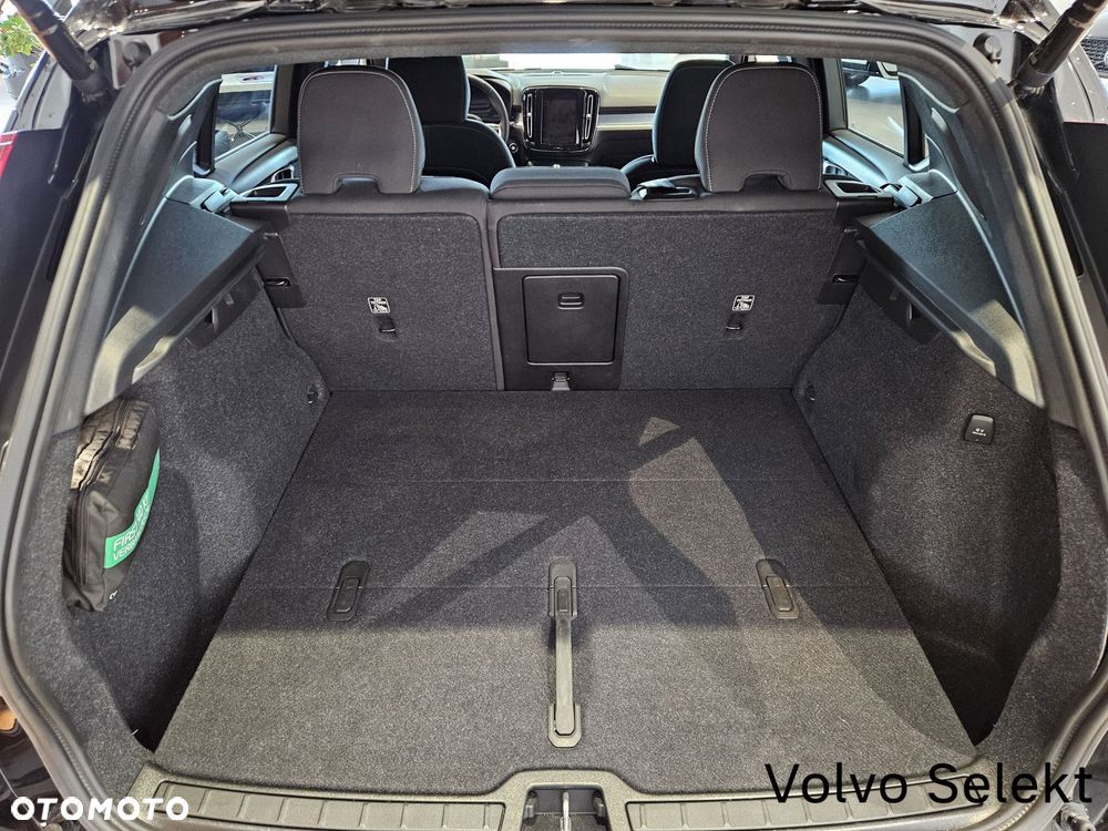 Volvo XC 40 - 30