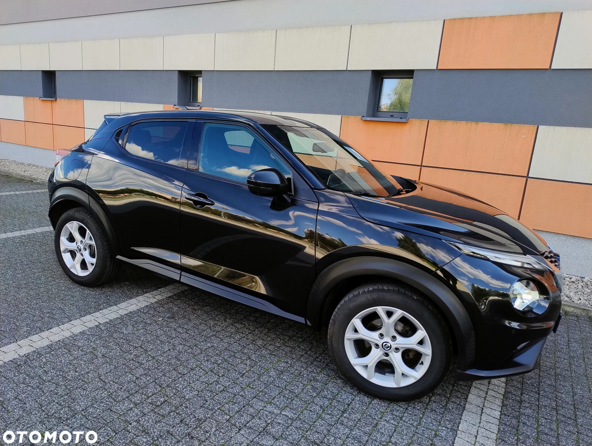 Nissan Juke 1.0 DIG-T Tekna - 2