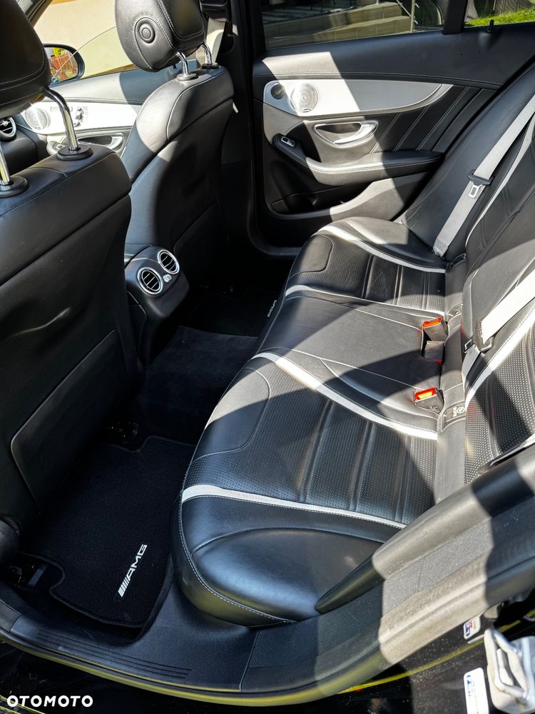 Mercedes-Benz Klasa C AMG 63 S - 12