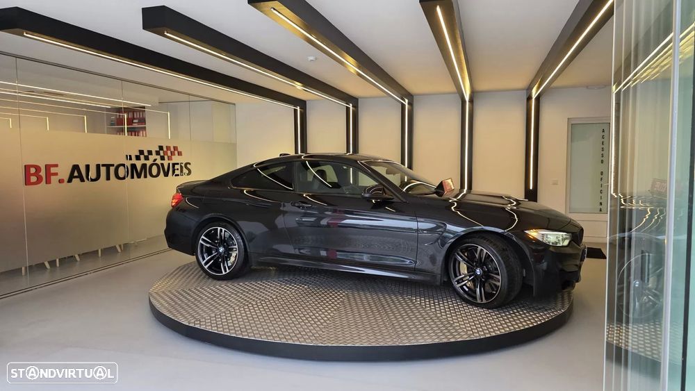 BMW M4 Auto - 9
