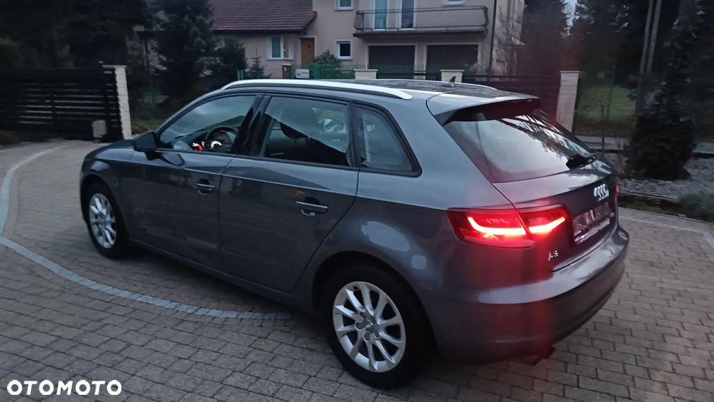Audi A3 Sportback - 16