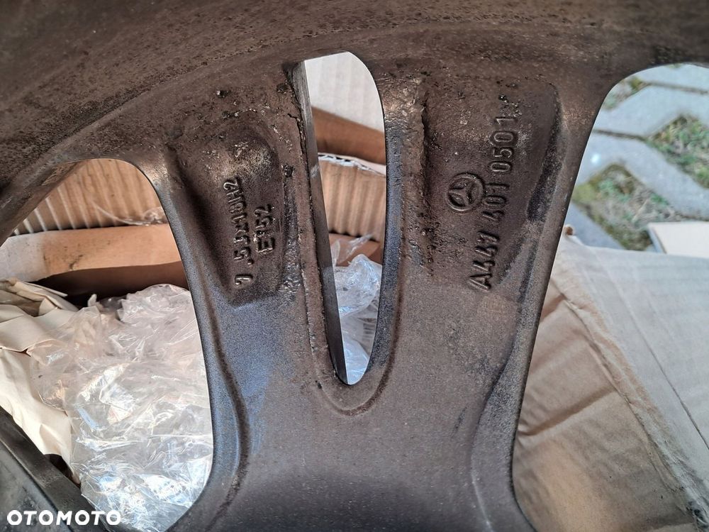 Felga Mercedes V-klasa Vito OE A4474010501 7.5" x 18" 5x112 ET 52 - 3