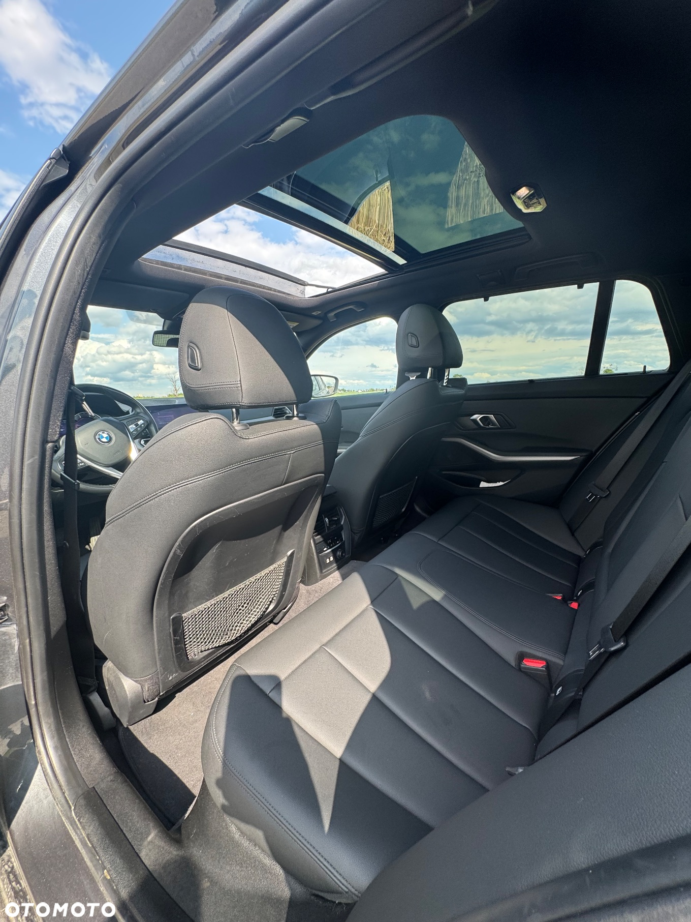 BMW Seria 3 318d Luxury Line - 13