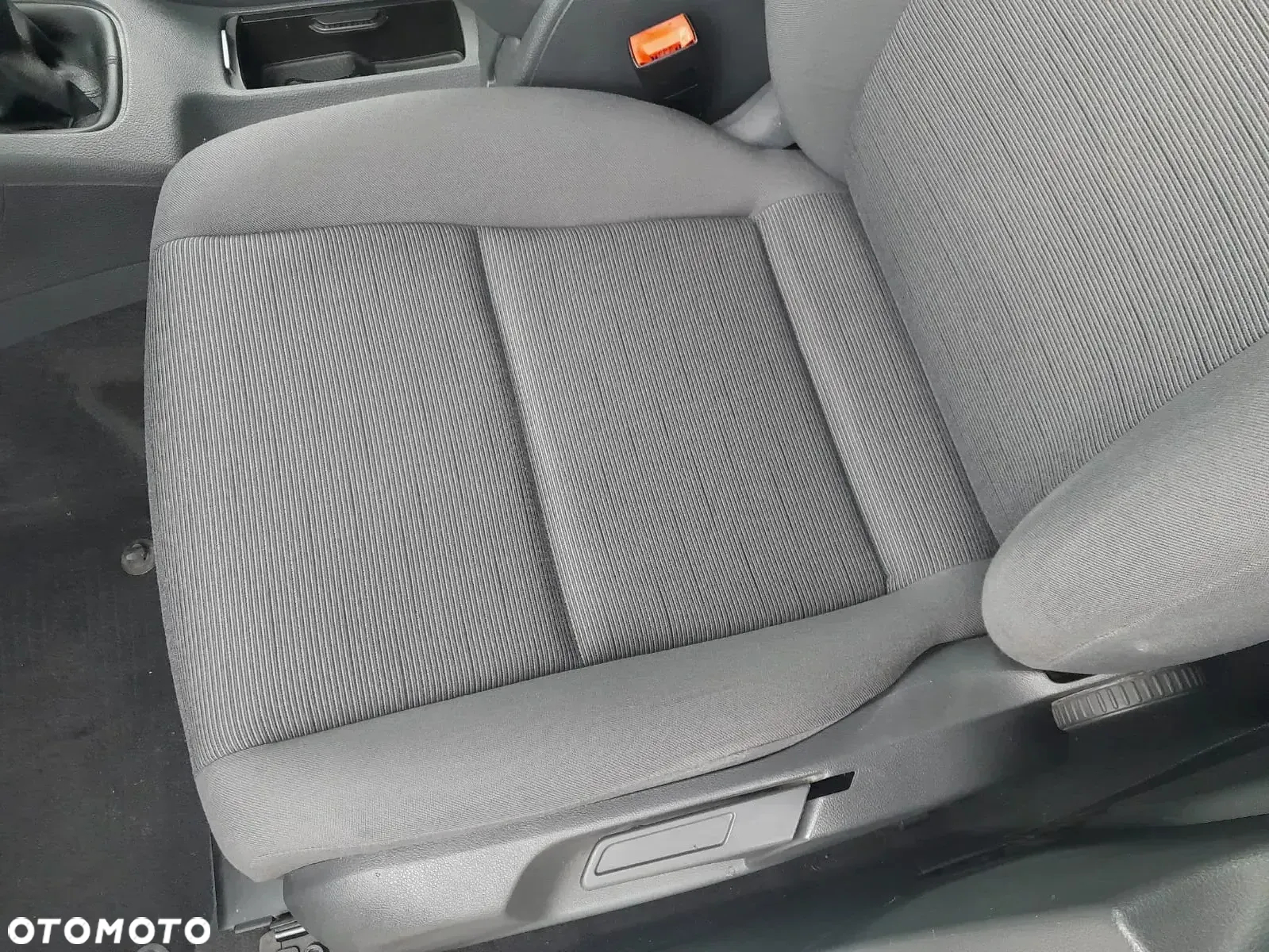 Volkswagen Golf 1.6 Edition - 12