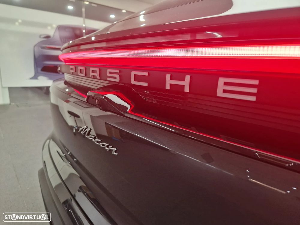 Porsche Macan Standard - 4