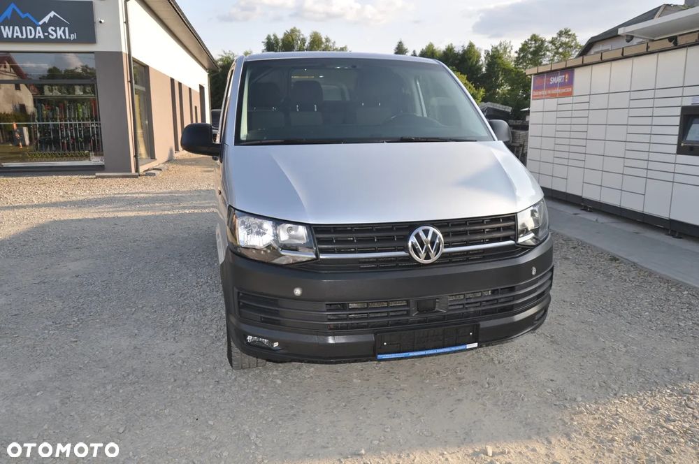 Volkswagen Transporter - 4