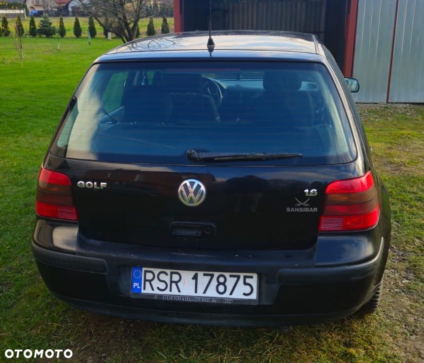 Volkswagen Golf 1.6 Basis - 5