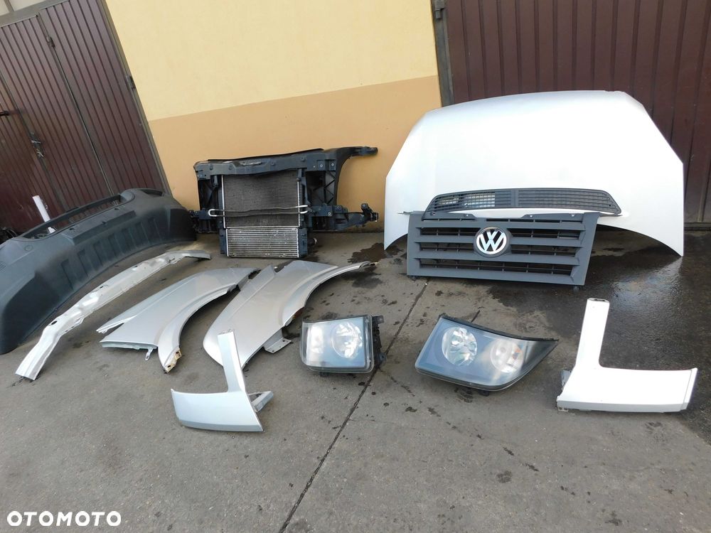 VW Crafter 2.5 przód kompletny maska chłodnice zderzak lampy błotniki - 4