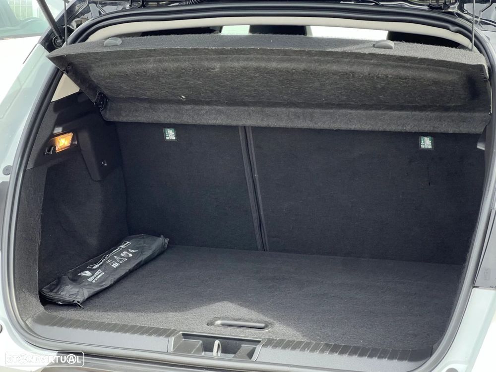 Renault Captur - 24