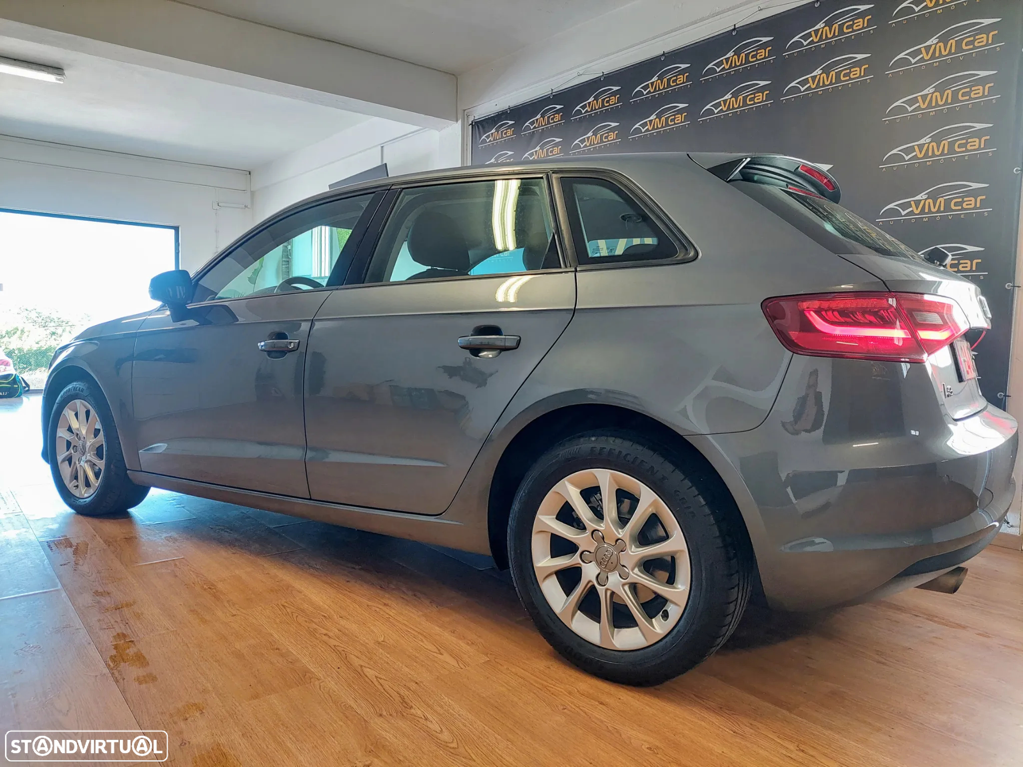 Audi A3 Sportback 1.6 TDI Advance Ultra - 10