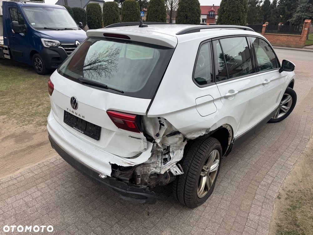 Volkswagen Tiguan 2.0 TDI SCR 4MotION DSG Elegance - 17