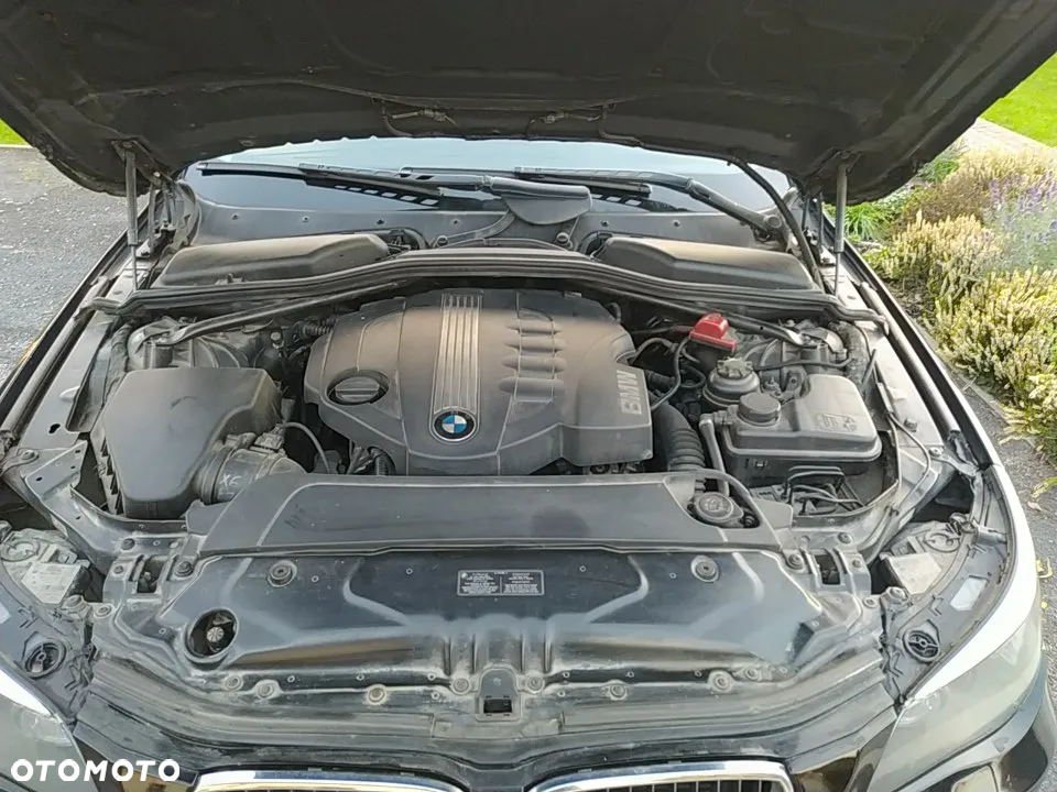 BMW Seria 5 520d Touring - 12