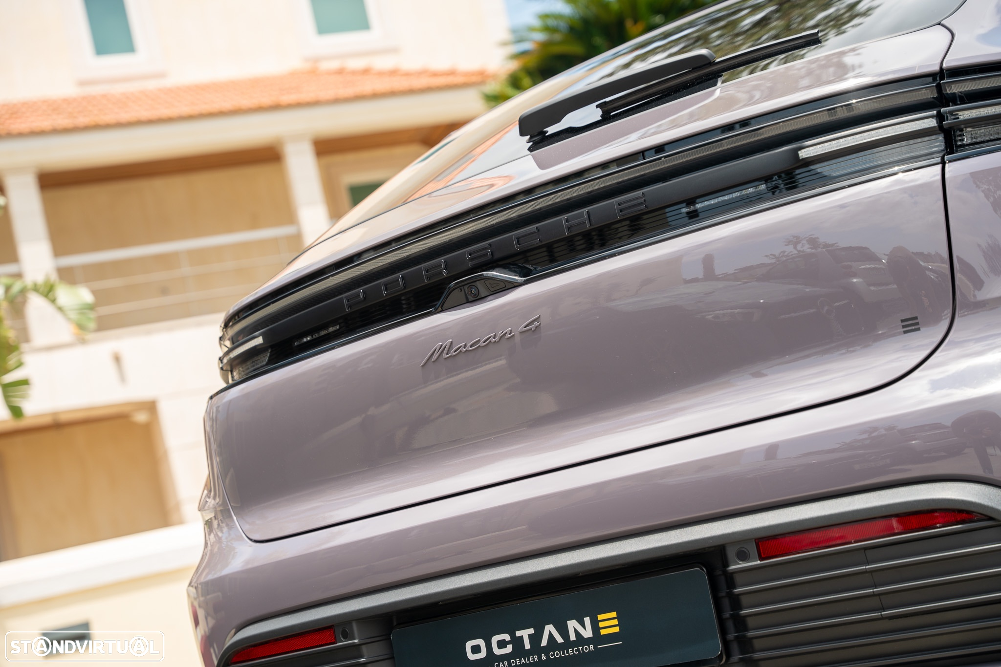 Porsche Macan Electric 4 - 11