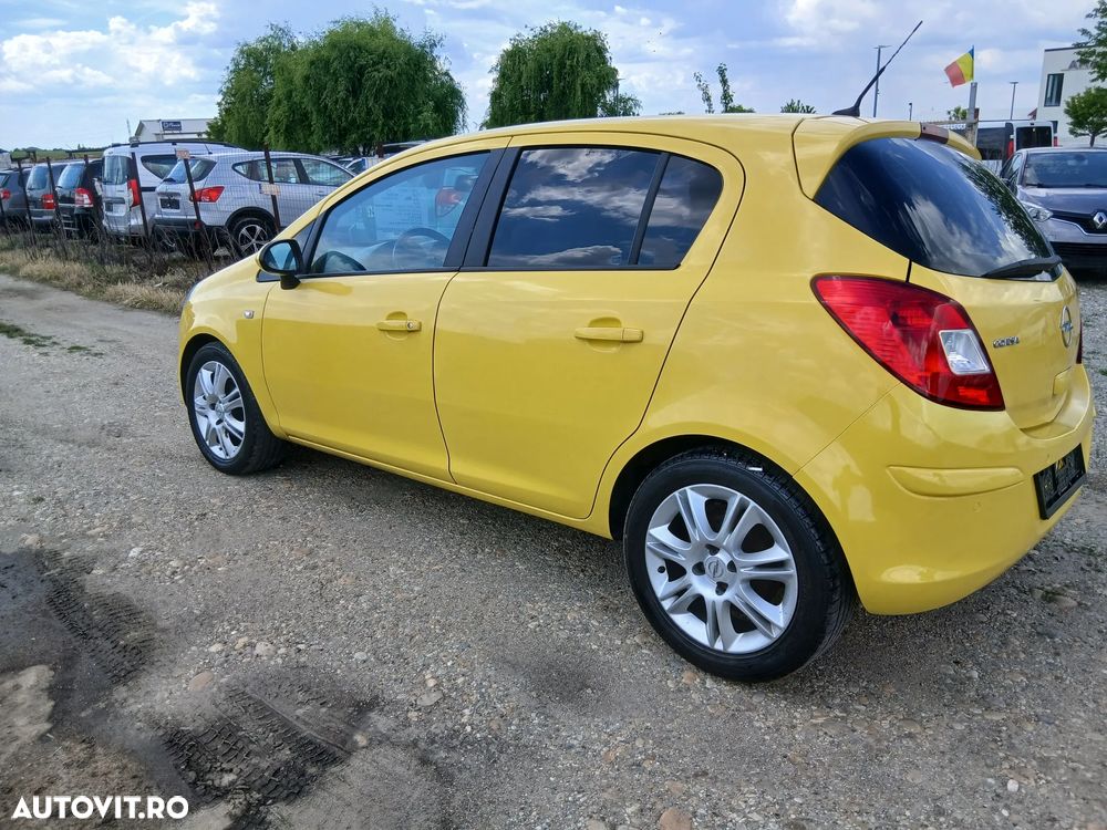 Opel Corsa 1.4 16V Automatik Navi - 3