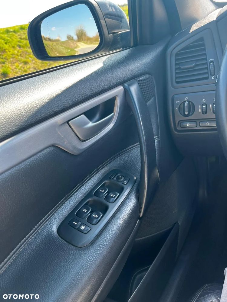 Volvo S60 2.4 D5 - 11