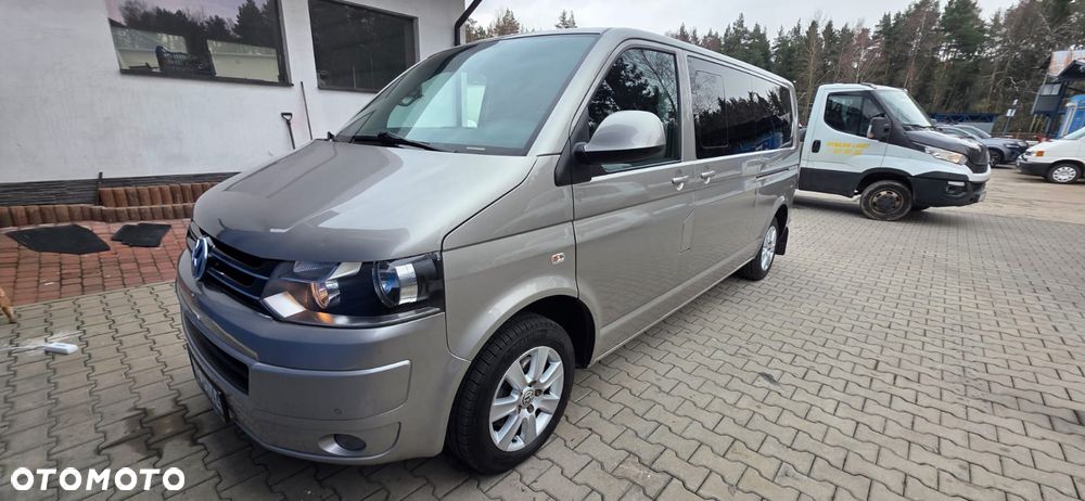 Volkswagen Caravelle - 28