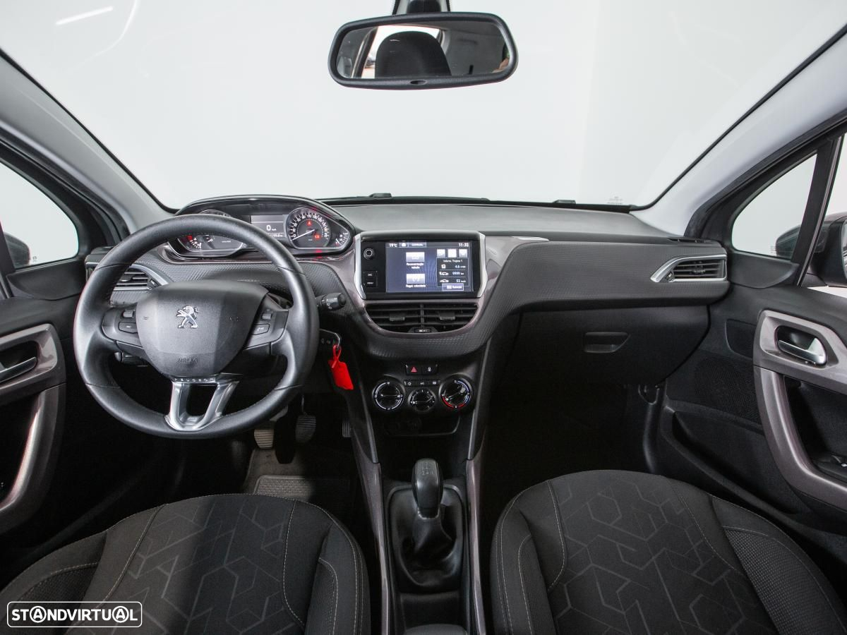 Peugeot 2008 - 6