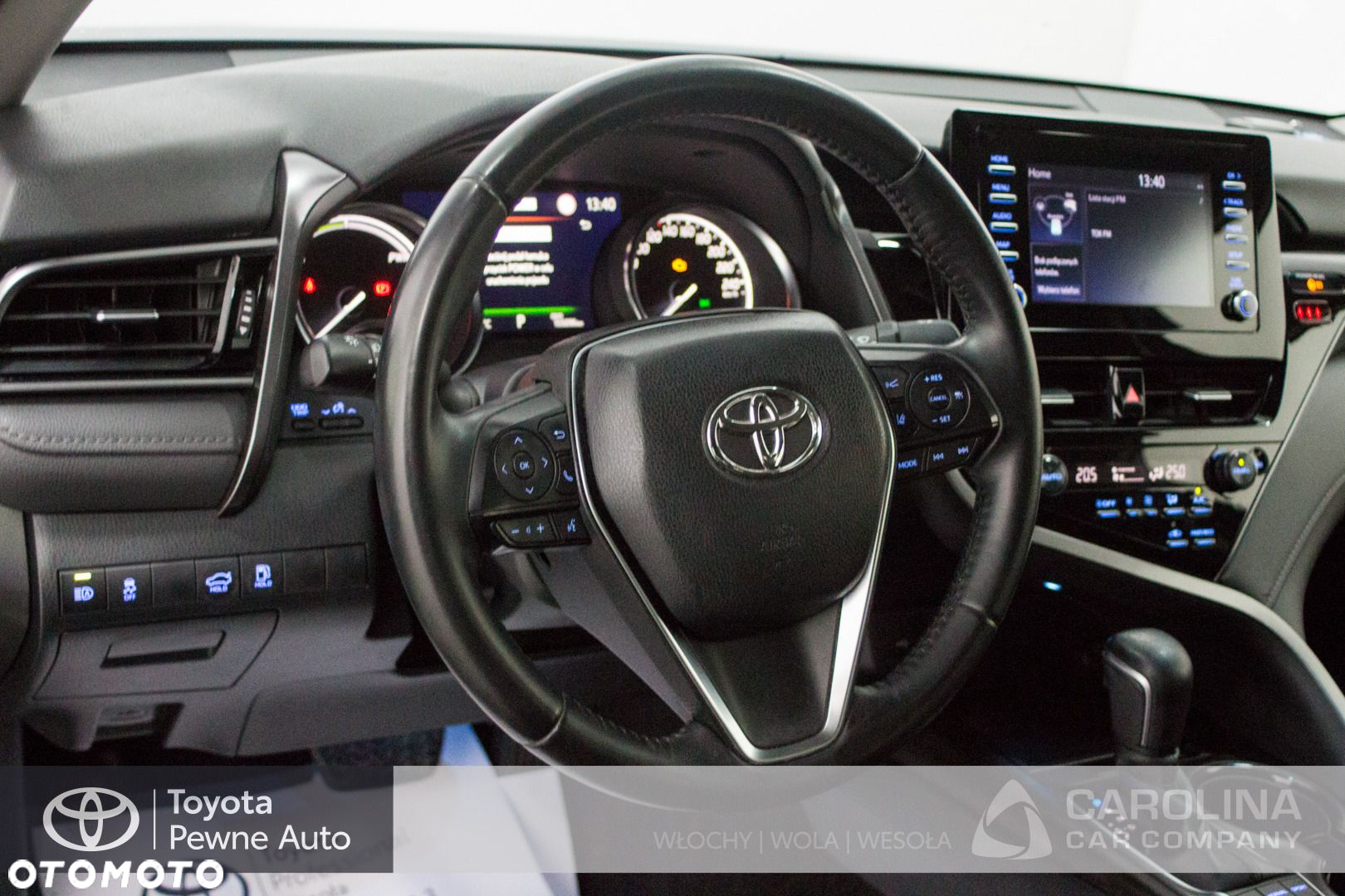 Toyota Camry - 5
