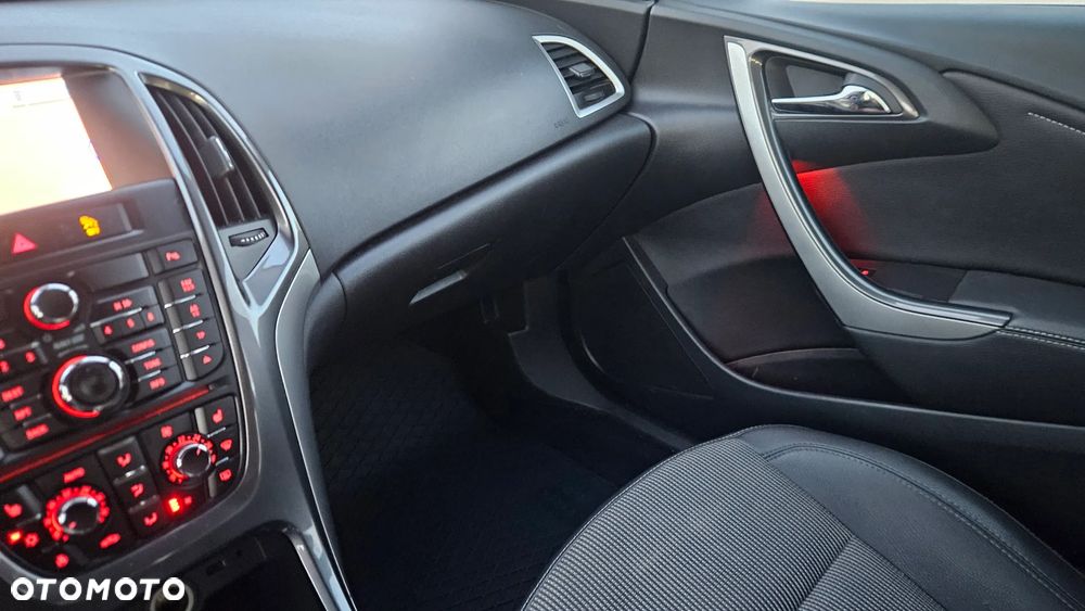 Opel Astra 1.4 Turbo Selection - 24