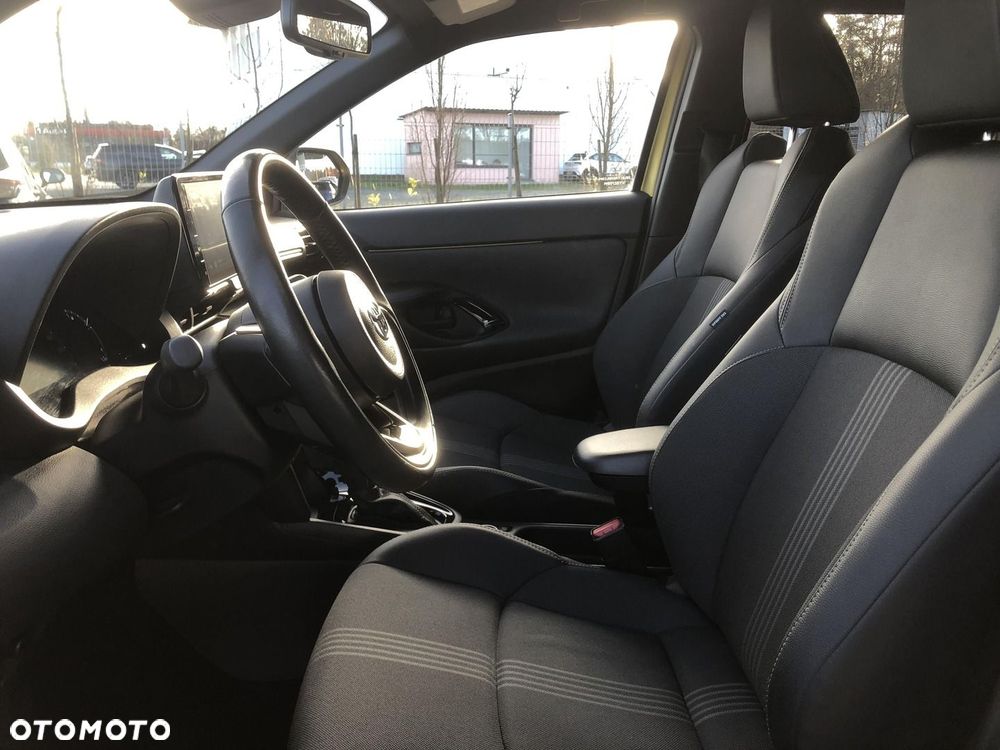 Toyota Yaris Cross Hybrid 1.5 Adventure 4x4 - 4