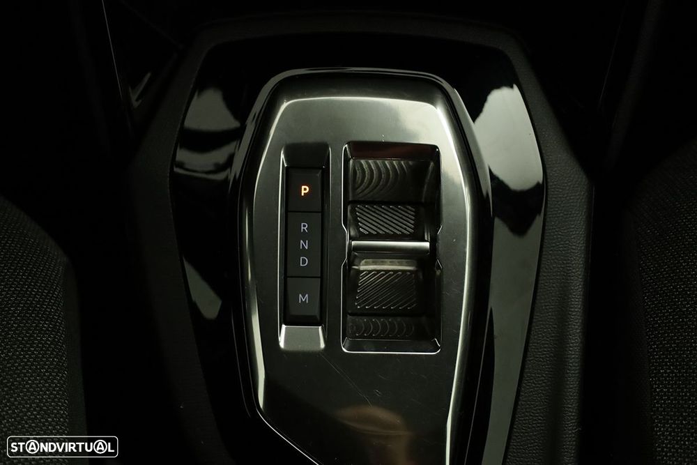 Peugeot 2008 1.5 BlueHDi Active EAT8 - 13