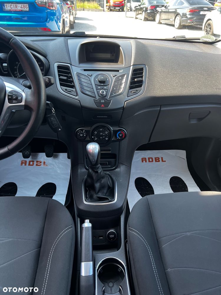 Ford Fiesta - 21