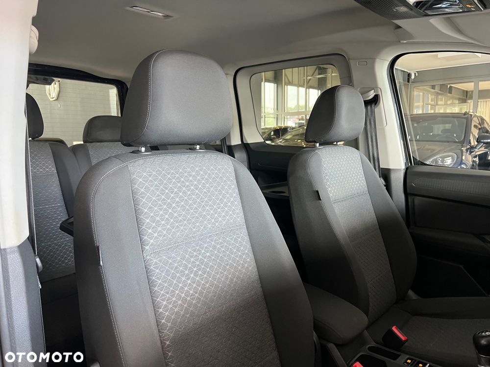 Ford Tourneo Connect 2.0 EcoBlue Titanium AWD - 38