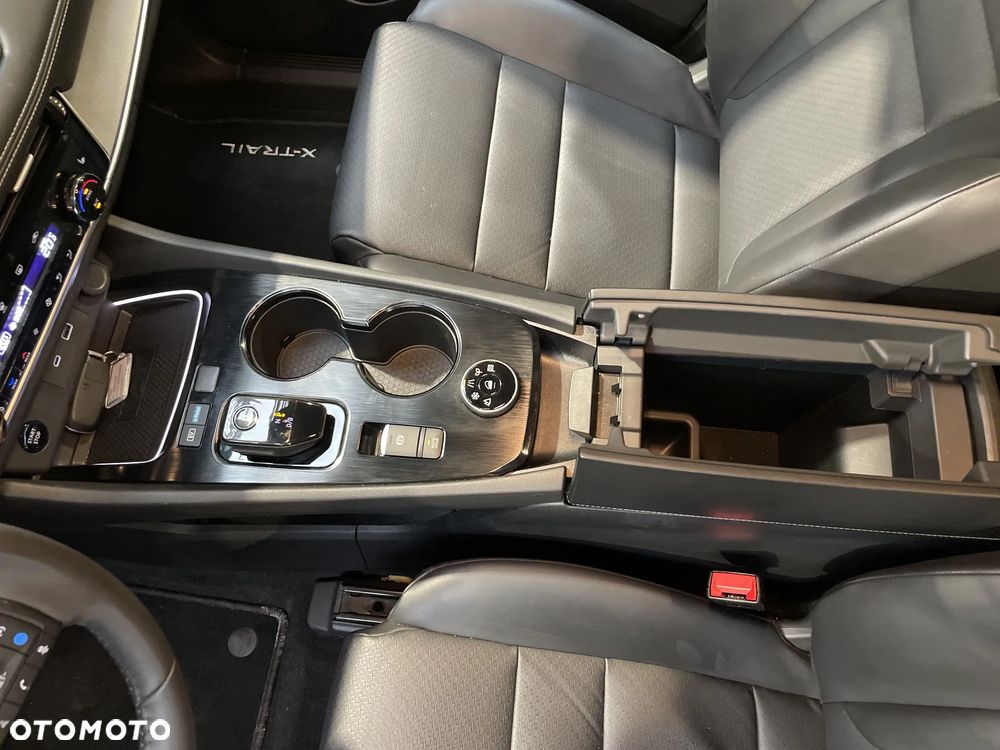 Nissan X-Trail 1.5 VC-T e-POWER N-Connecta e-4ORCE - 22