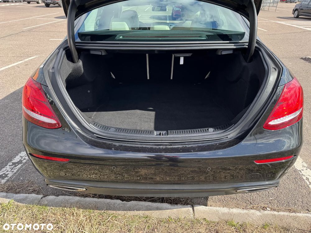 Mercedes-Benz Klasa E 200 9G-TRONIC - 7