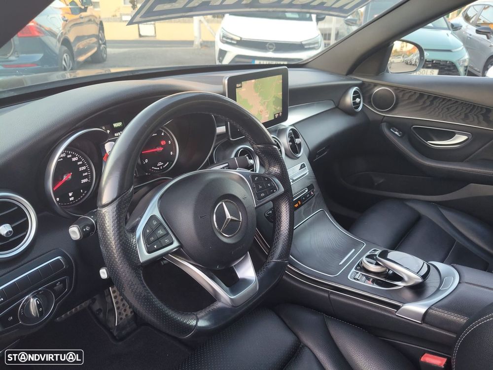 Mercedes-Benz C 300 h AMG Line - 16
