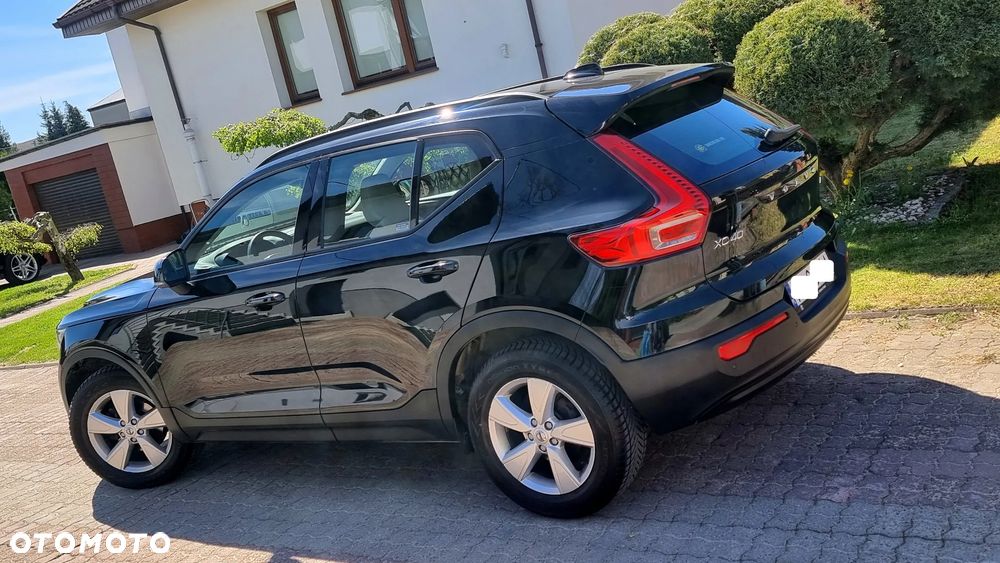 Volvo XC 40 T3 Momentum - 8