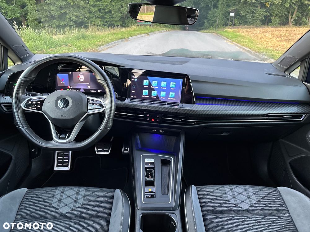 Volkswagen Golf 1.5 eTSI OPF DSG R-Line - 21