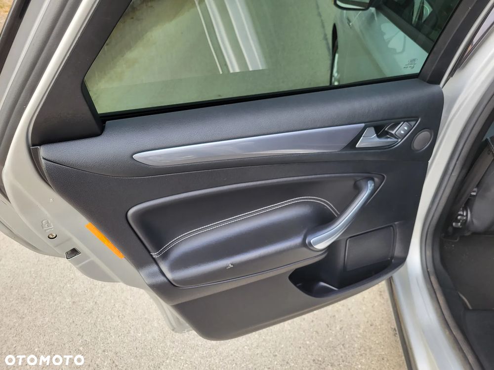 Ford Mondeo 2.0 TDCi Champions Edition - 14