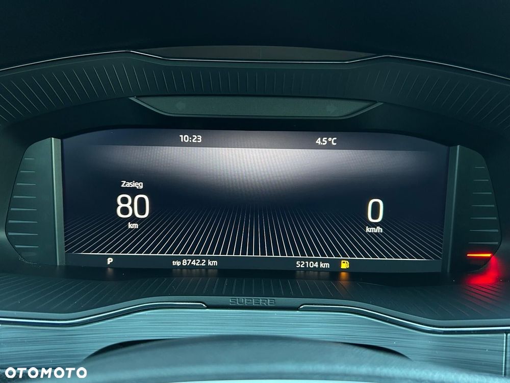 Skoda Superb 1.5 TSI Ambition DSG - 25