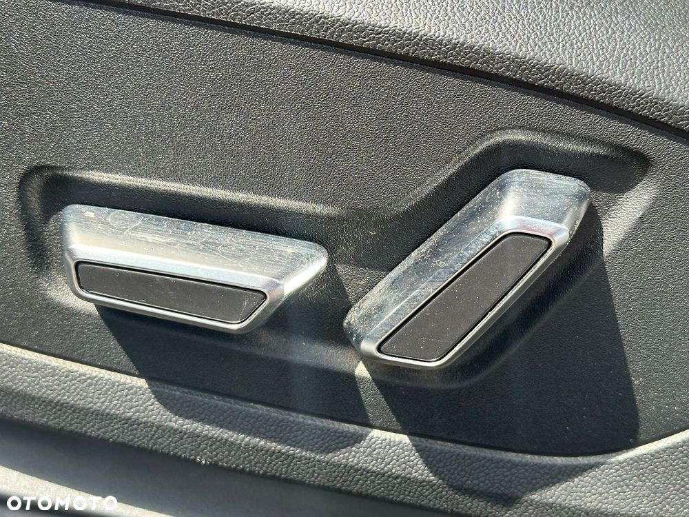 Audi RS6 Avant - 24