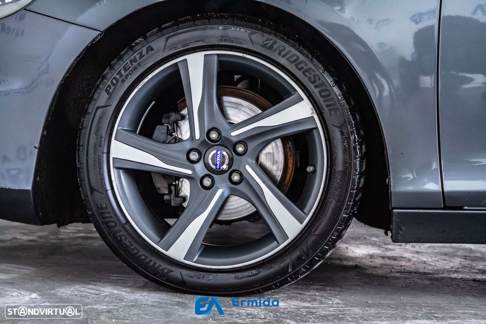 Volvo V40 1.6 D2 R-Design - 17