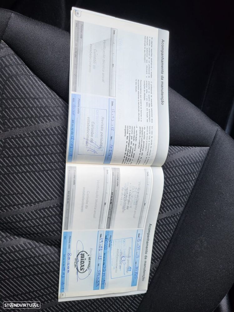 Peugeot 308 SW 1.6 HDi Executive CVM6 - 26