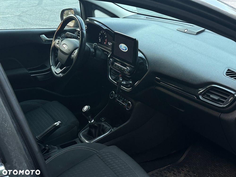 Ford Fiesta 1.0 EcoBoost S&S TITANIUM - 18