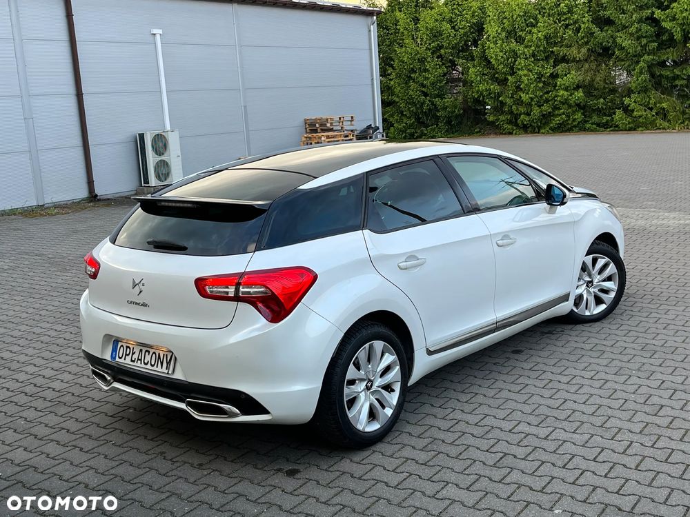 Citroën DS5 HDi 165 SportChic - 16