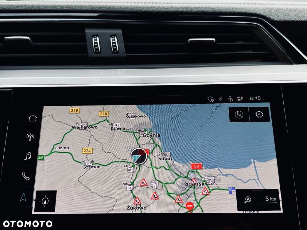 Audi Q8 e-tron 55 114kWh Quattro S Line - 36